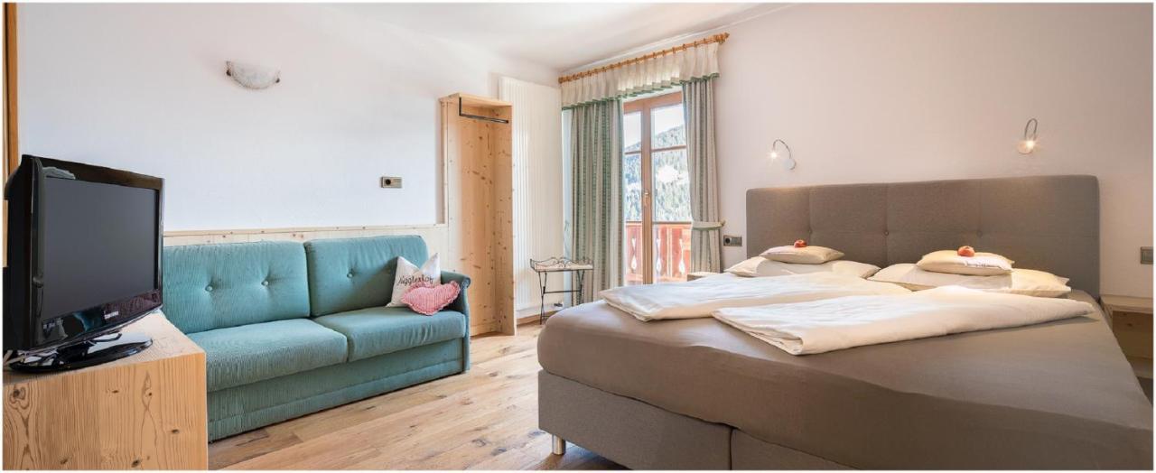 ドッビアーコ Nigglerhof Bed & Breakfast エクステリア 写真