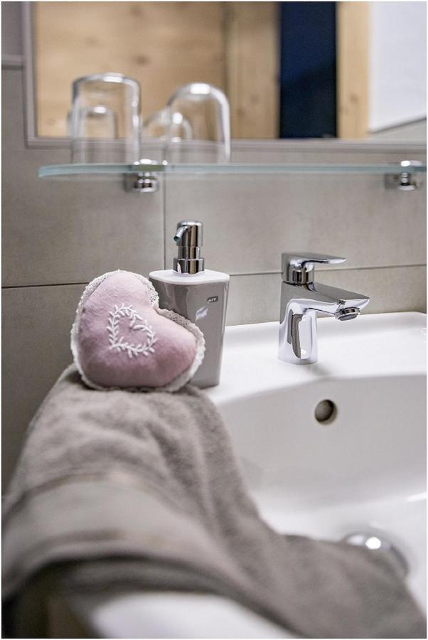 ドッビアーコ Nigglerhof Bed & Breakfast エクステリア 写真